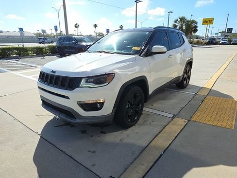 Used 2020 Jeep Compass Latitude image 8