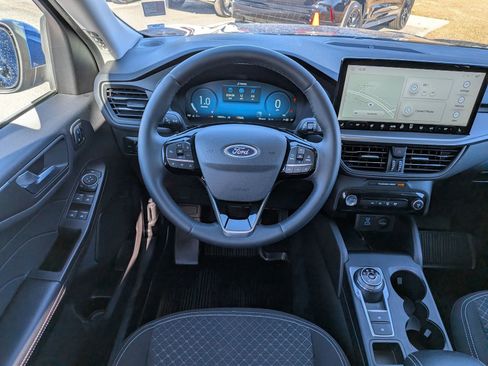 Certified 2023 Ford Escape Active w/ Tech Pack #2 image 18