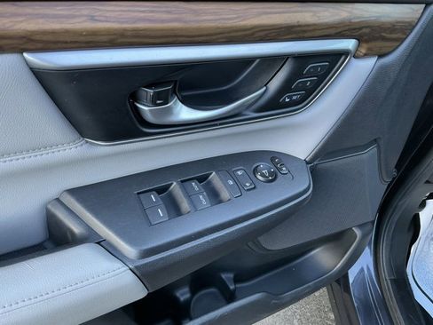 Used 2017 Honda CR-V EX-L image 16