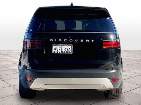 Used 2025 Land Rover Discovery S AWD/4WD image 6