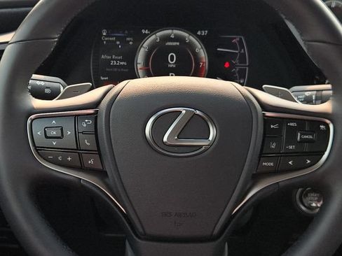 Used 2025 Lexus ES 350 w/ Technology Package FWD image 21