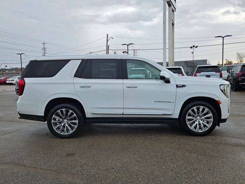 Used 2021 GMC Yukon Denali w/ Denali Premium Package image 7