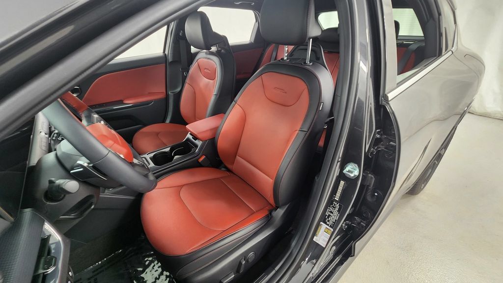 New 2026 Kia K4 GT-Line w/ GT-Line Premium Package FWD image 10