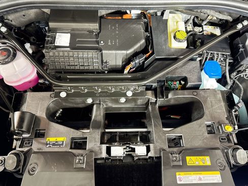 Used 2024 Volkswagen ID.4 Pro S image 28