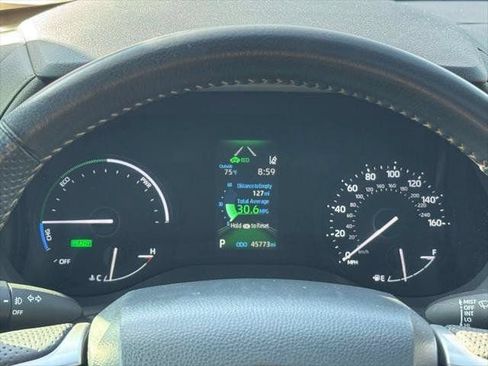 Certified 2024 Toyota Sienna XLE Woodland Edition AWD/4WD image 78