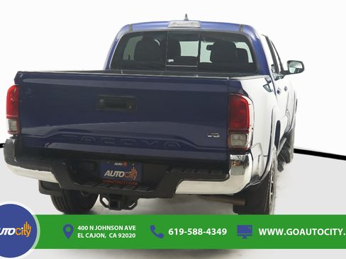 Used 2022 Toyota Tacoma SR5 RWD image 10