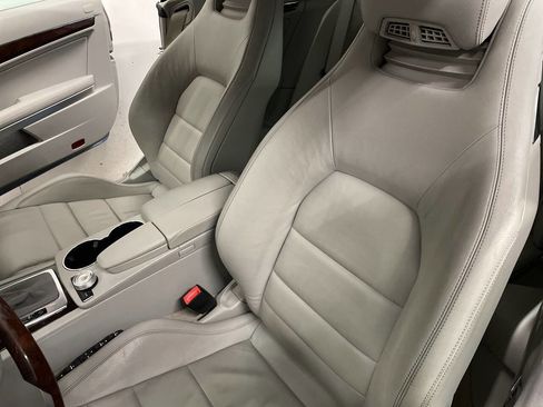Used 2011 Mercedes-Benz E 350 Cabriolet image 7