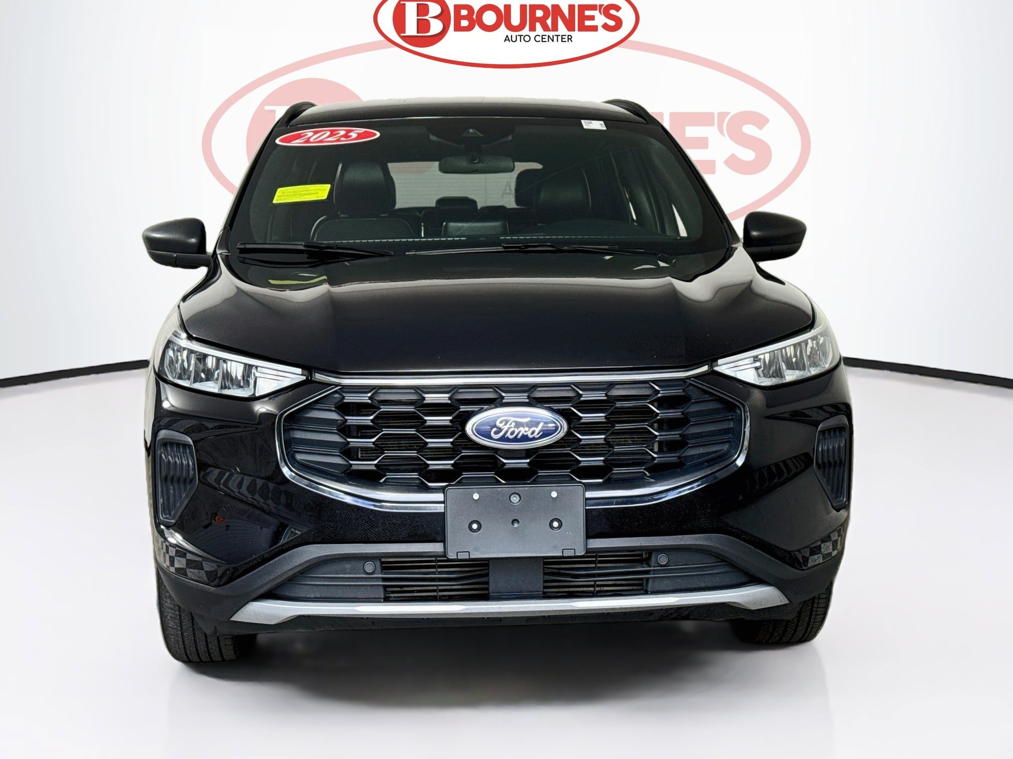 Used 2025 Ford Escape ST-Line AWD/4WD image 4