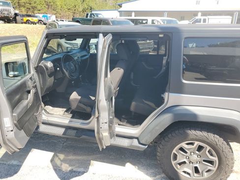 Used 2017 Jeep Wrangler Unlimited Sport w/ Quick Order Package 24S image 11