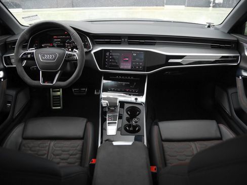 Used 2024 Audi RS 6 performance AWD/4WD image 12