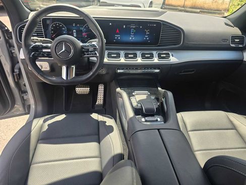 Used 2024 Mercedes-Benz GLS 450 4MATIC image 23