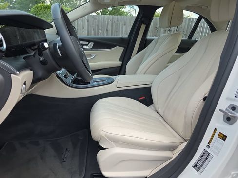 Certified 2022 Mercedes-Benz E 350 Sedan image 10
