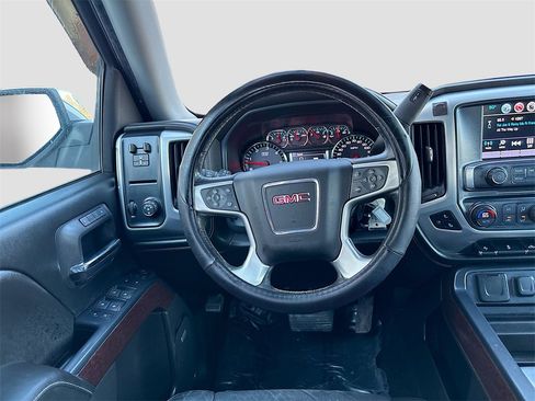 Used 2018 GMC Sierra 1500 SLT image 22