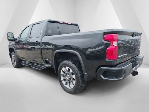 Used 2024 Chevrolet Silverado 2500 Custom w/ Custom Value Package AWD/4WD image 4
