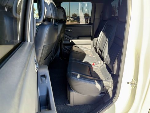 Used 2022 Nissan Frontier Pro-X w/ Pro-X Premium Package image 15