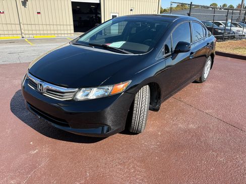 Used 2012 Honda Civic LX image 2