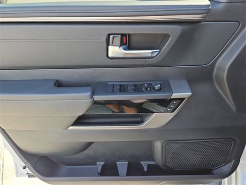 Used 2023 Toyota Sequoia Limited image 18