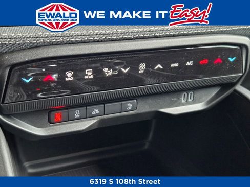 New 2026 Jeep Cherokee Laredo AWD/4WD image 9