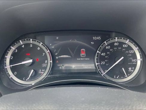 Used 2021 Toyota Highlander XLE FWD image 20