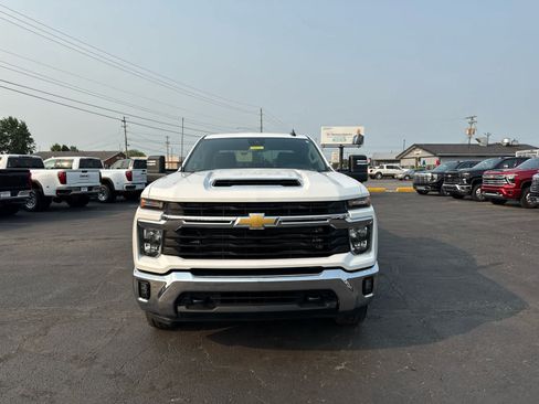 Certified 2025 Chevrolet Silverado 2500 LT w/ Convenience Package AWD/4WD image 8