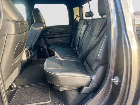 Used 2024 RAM 2500 Limited image 25