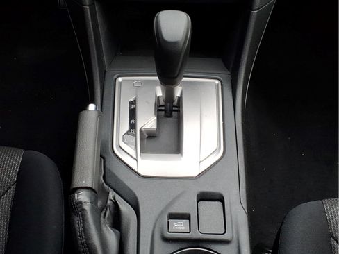 Used 2018 Subaru Crosstrek 2.0i AWD/4WD image 13