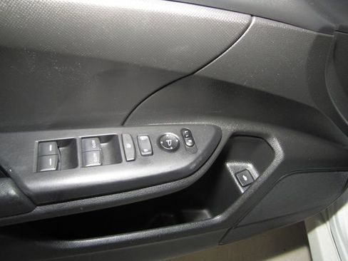 Used 2020 Honda Civic Sport image 11