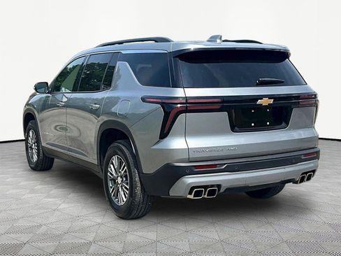 Used 2026 Chevrolet Traverse LT AWD/4WD image 13
