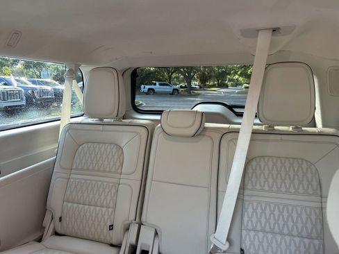 Used 2020 Lincoln Navigator L Black Label AWD/4WD image 13