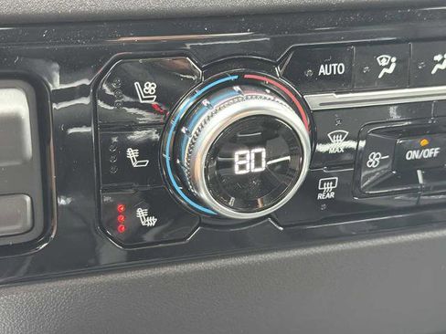 New 2026 GMC Sierra 1500 SLT w/ SLT Premium Plus Package image 9