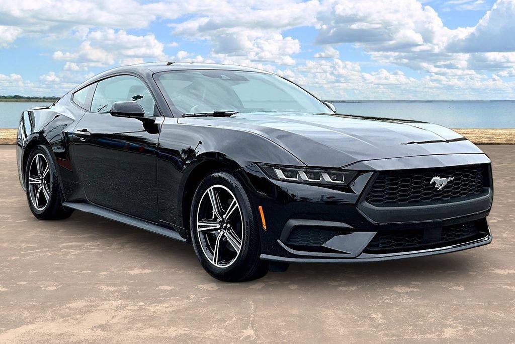Used 2024 Ford Mustang Premium RWD image 3