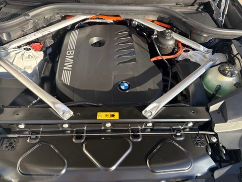 New 2026 BMW X5 xDrive50e w/ Executive Package image 22