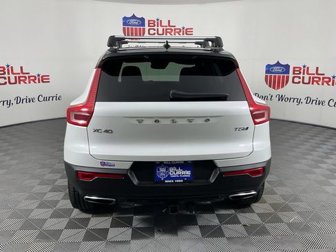 Used 2019 Volvo XC40 T5 R-Design AWD/4WD image 4