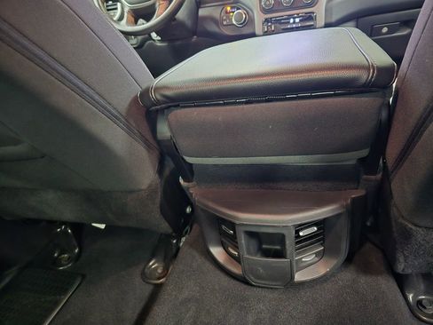 Used 2024 RAM 2500 Big Horn w/ Bed Utility Group image 40