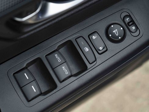 Used 2023 Honda CR-V Sport image 37