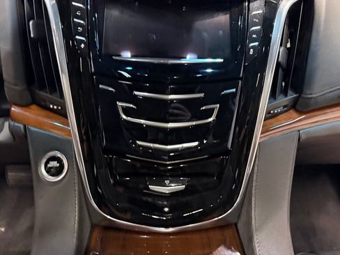 Used 2016 Cadillac Escalade Premium AWD/4WD image 45