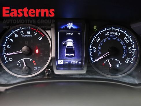 Used 2022 Toyota Tacoma TRD Sport AWD/4WD image 18