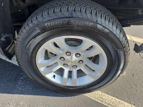 Used 2018 Chevrolet Silverado 1500 LT w/ All Star Edition RWD image 12