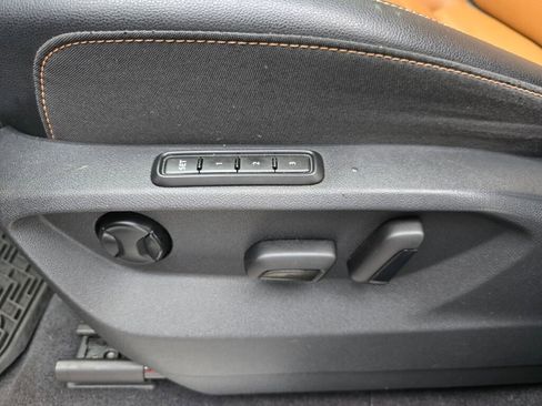 Used 2019 Volkswagen Atlas SEL Premium image 25