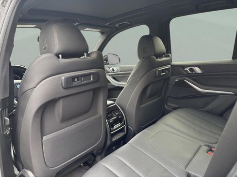 Used 2019 BMW X5 xDrive40i w/ Convenience Package image 26