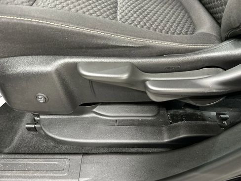 Used 2019 GMC Acadia SLE w/ LPO, Black Accent Package image 10