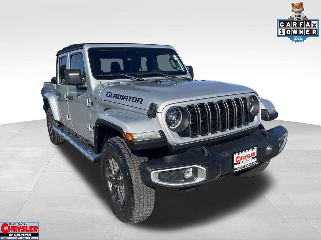 Used 2024 Jeep Gladiator Sport AWD/4WD image 1