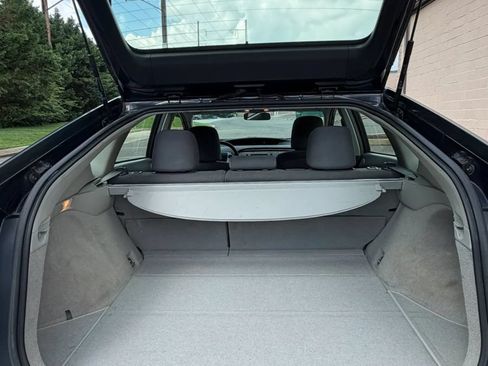 Used 2011 Toyota Prius Three w/ Solar Roof Pkg FWD image 9