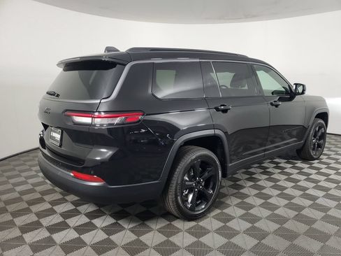 New 2026 Jeep Grand Cherokee L Limited AWD/4WD image 4