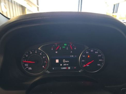 Used 2023 GMC Acadia SLT image 7