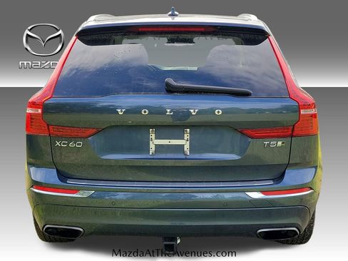 Used 2018 Volvo XC60 T5 Inscription w/ Convenience Package image 19