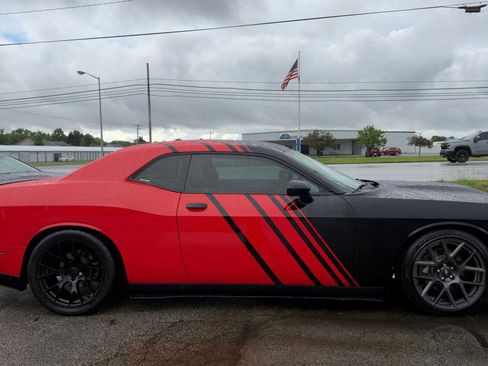 Used 2018 Dodge Challenger T/A RWD image 21