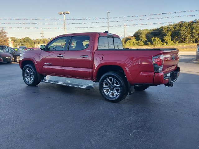 Used 2016 Toyota Tacoma Limited w/ Towing Package RWD image 5