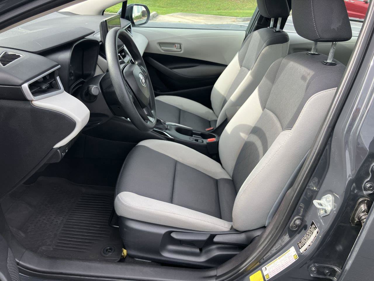 Certified 2025 Toyota Corolla LE w/ Convenience Package FWD image 12