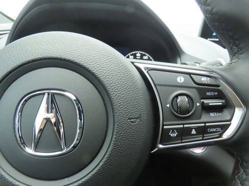 Used 2026 Acura RDX SH-AWD image 12